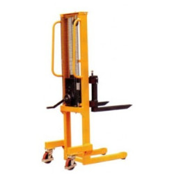 WINCH STACKER